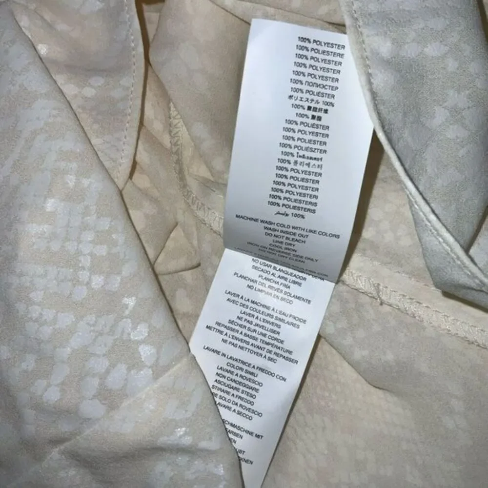 Michel Kors Cream V Neck Blouse Tie Sleeve Long Sleeve Womens Top size XS